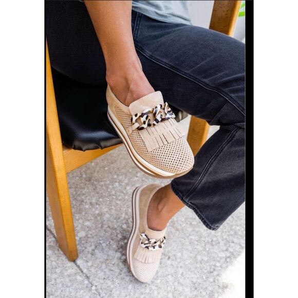 Softwaves
Cadie Sneaker in Camel / Size 37 - Picture 1 of 10